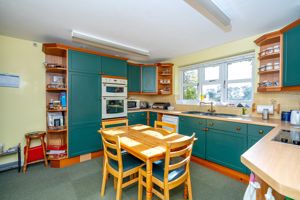 Breakfast kitchen- click for photo gallery